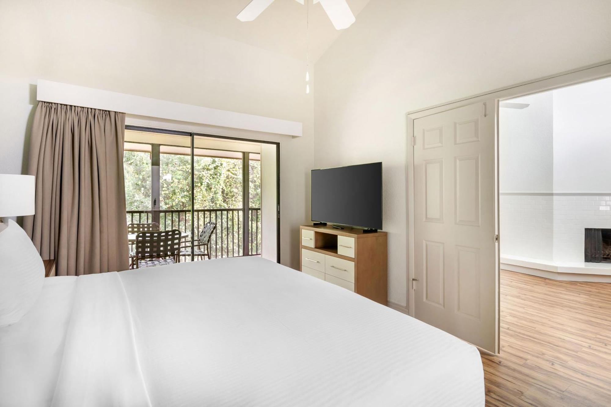 ไบรอันส์ สแปนิชโคฟ บาย ไดมอนด์รีสอร์ต Hotel เลก บูเอนา วิสตา ภายนอก รูปภาพ